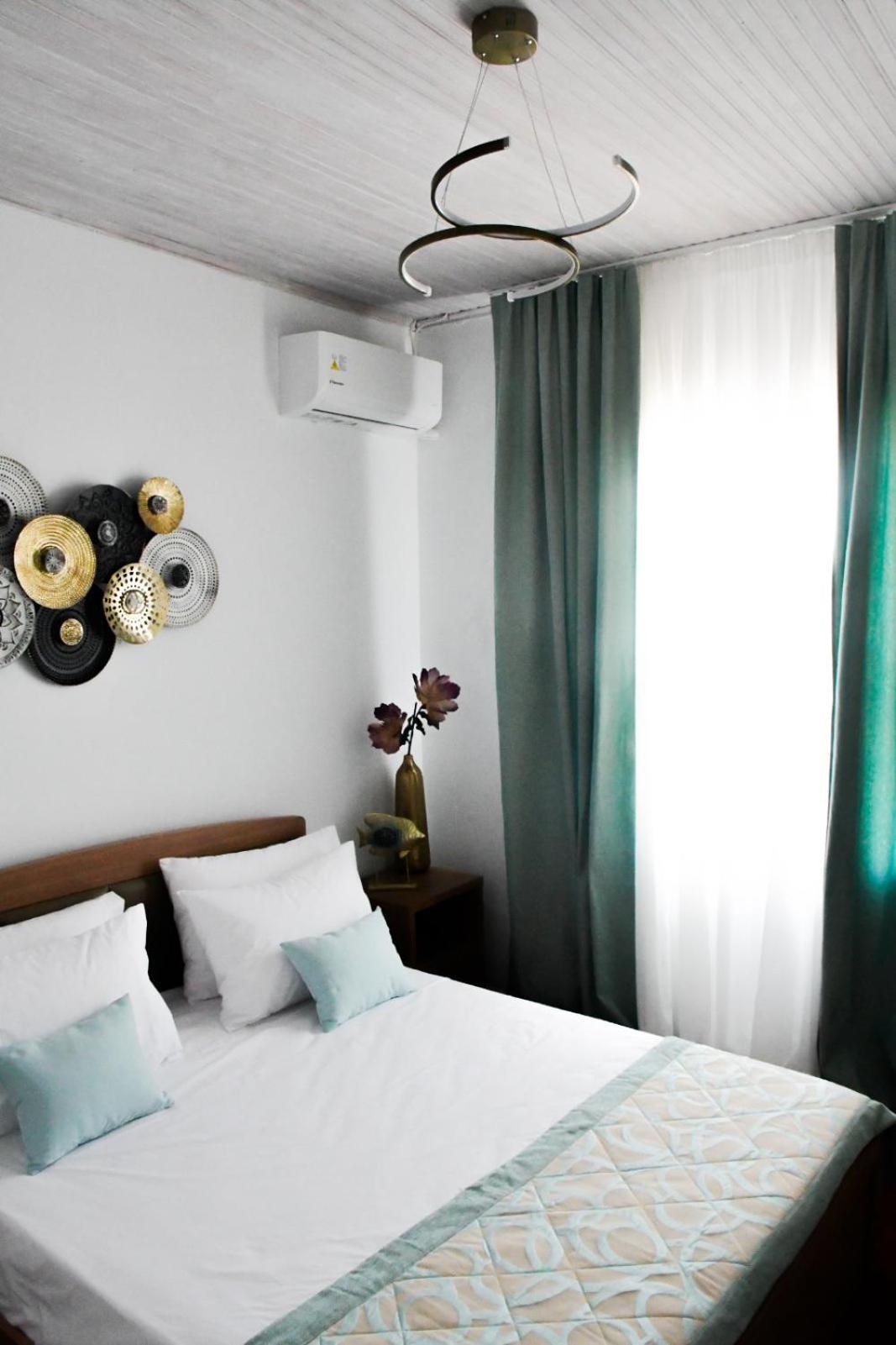 Aqua Mare Luxury Apartments Amfilochía 外观 照片